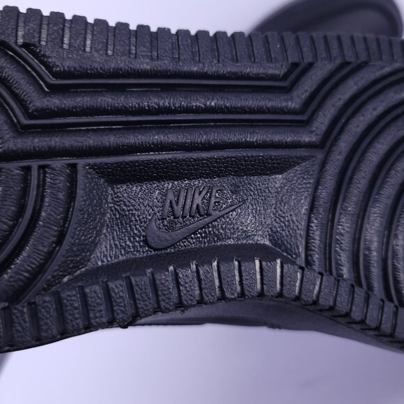 Nike Air Force 1 Mid '07 Black Leather Sneakers Size 11 CW2289-001 - Picture 11 of 16